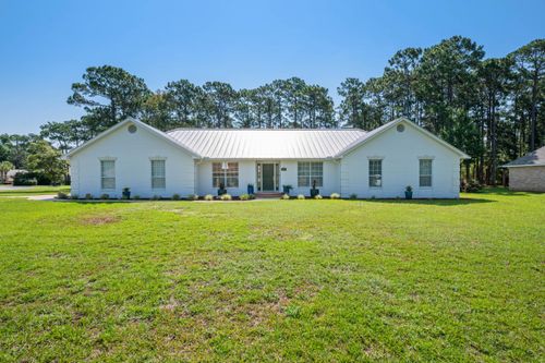 201 Yacht Club Dr, Niceville, FL, 32578-3720 | Card Image