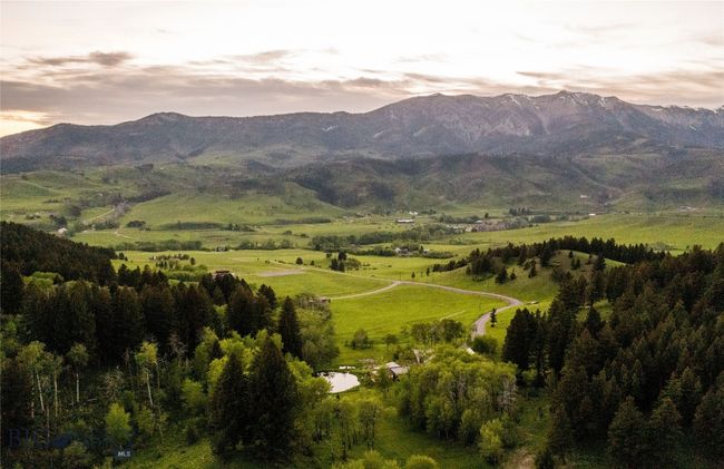 Ideally situated less than 10 miles from downtown Bozeman, and less than 10 miles to Bridger Bowl ski area. | Image 62