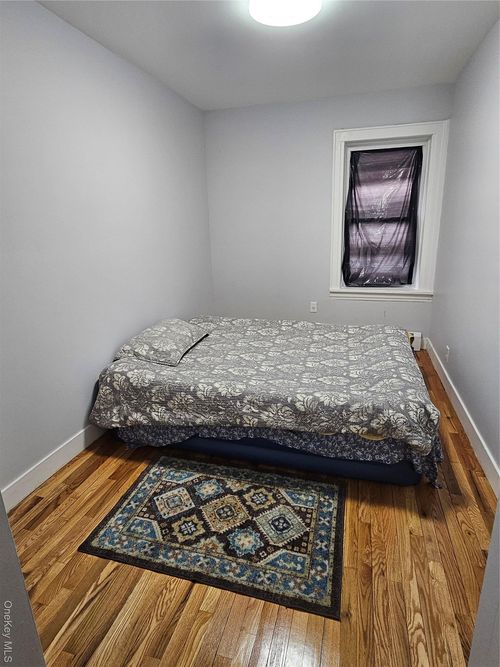 78 87th Avenue, New York, NY, 11421 | Card Image