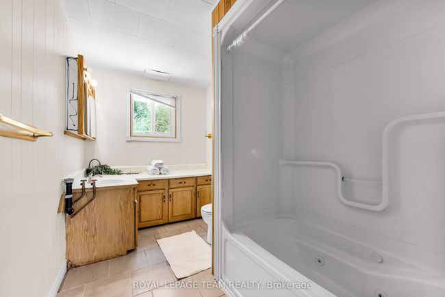 39220 Combermere Rd, House other with 5 bedrooms, 2 bathrooms and 2 parking in Combermere ON | Image 29