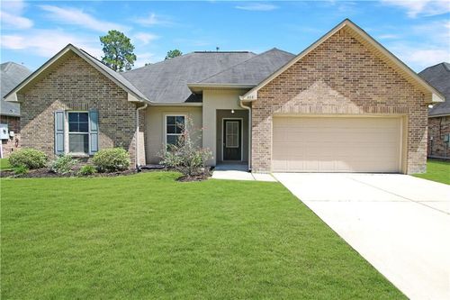 653 Fairfield Loop, Slidell, LA, 70458-7325 | Card Image