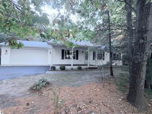 1851 Green Oak Drive, Interlochen, MI, 49643 | Card Image