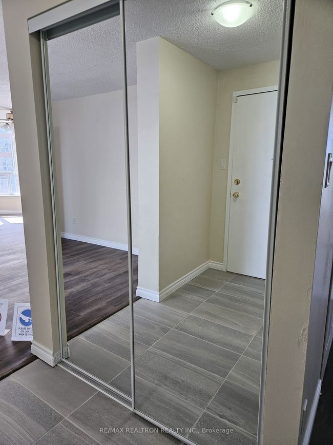 708 - 410 Mclevin Ave, Condo with 3 bedrooms, 2 bathrooms and 1 parking in Scarborough ON | Image 18