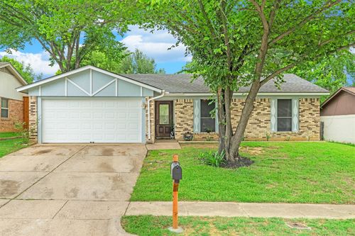 7513 Castillo Road, Fort Worth, TX, 76112 | Card Image