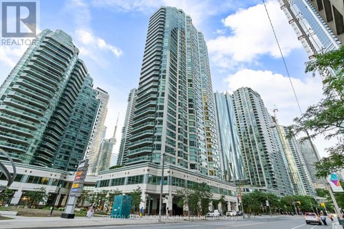1910-10 Yonge St, Toronto, ON, M5E1R4 | Card Image