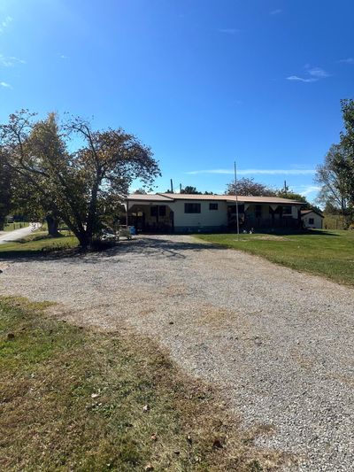 4085 Highway 3285, House other with 3 bedrooms, 2 bathrooms and null parking in Monticello KY | Image 2