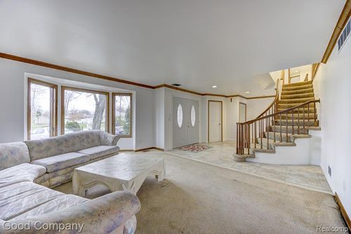 38092 Westchester Rd, Sterling Heights, MI, 48310-3471 | Card Image