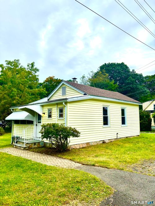 53 Merrimac Street, Watertown, CT, 06779 | Card Image