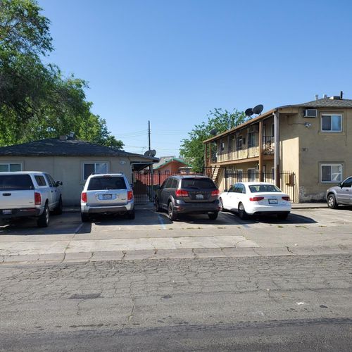 810 Lampasas, Sacramento, CA, 95815 | Card Image