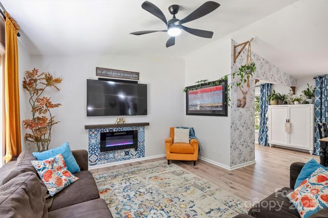 27037 Tidal Way, House other with 4 bedrooms, 2 bathrooms and null parking in Tega Cay SC | Image 6