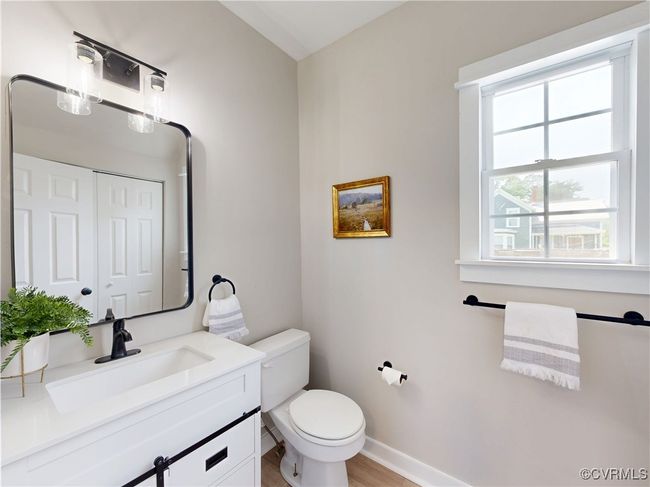 Powder Room | Image 28
