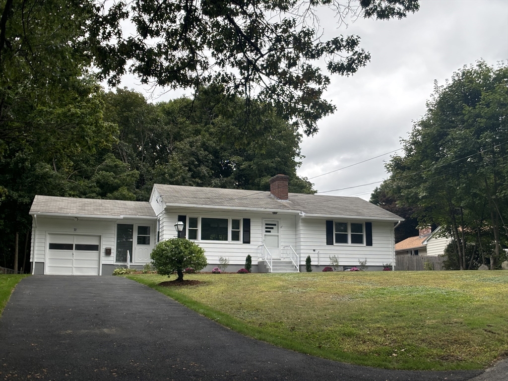 Parker Ave, Holden, MA 01520