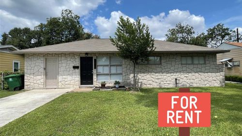 5743 Beldart St, Houston, TX, 77033-2201 | Card Image