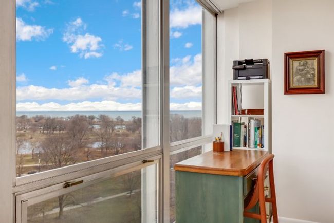 APT-1115 - 2400 N Lakeview Ave, Condo with 1 bedrooms, 1 bathrooms and 1 parking in CHICAGO IL | Image 12