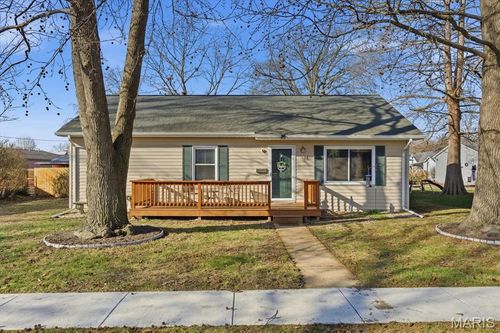 107 N Edison St, Freeburg, IL, 62243-1230 | Card Image