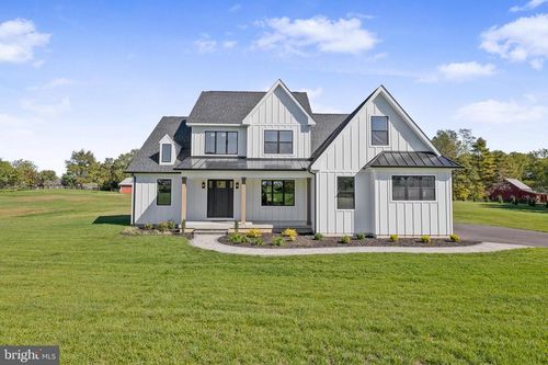 415 Marcus Rd, Middletown, DE, 19709-9695 | Card Image