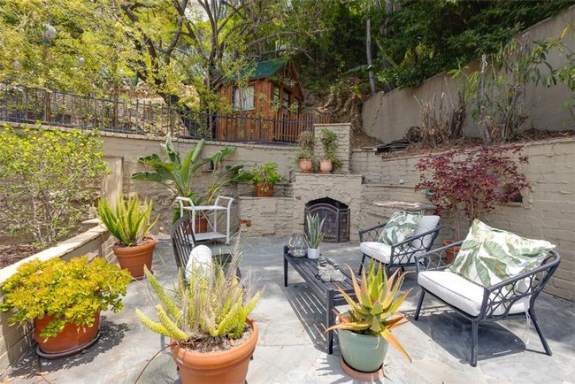 2256 Bronson Hill Dr, House other with 2 bedrooms, 2 bathrooms and 2 parking in Los Angeles CA | Image 38