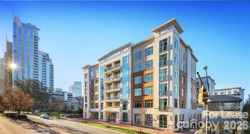 1br-425 W Trade St, Charlotte, NC, 28202-3169 | Card Image