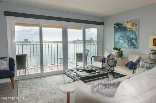 1550-1550 Le Baron Ave, Jacksonville, FL, 32207-8460 | Card Image