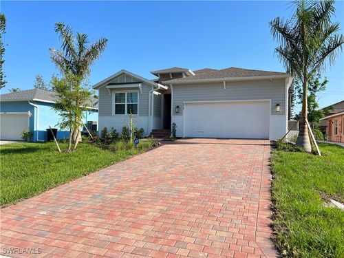 4454 Pine Lake Rd, Bonita Springs, FL, 34134-3945 | Card Image