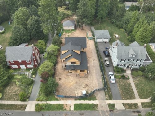 122 Stanmore Pl, Westfield, NJ, 07090-3909 | Card Image