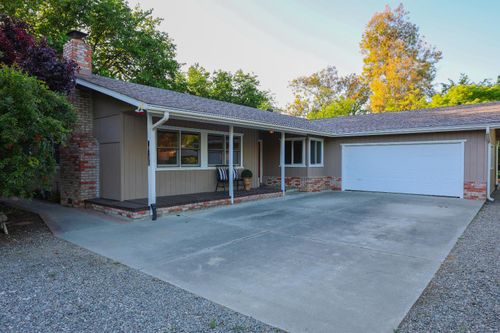 39872 Barry Road, Davis, CA, 95616 | Card Image