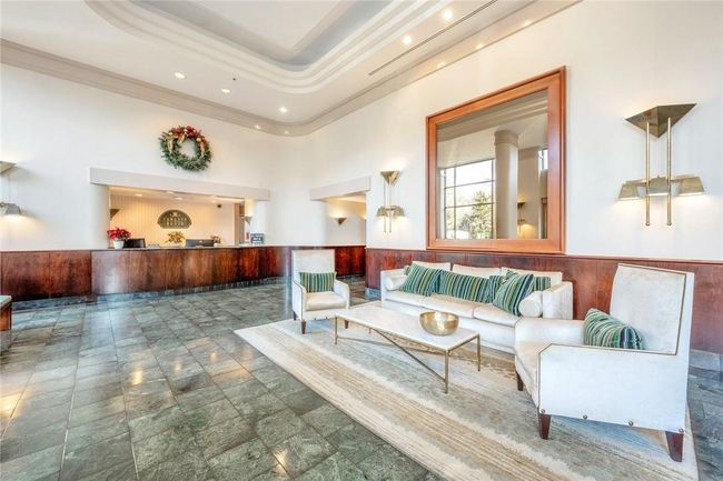 Lobby | Image 16