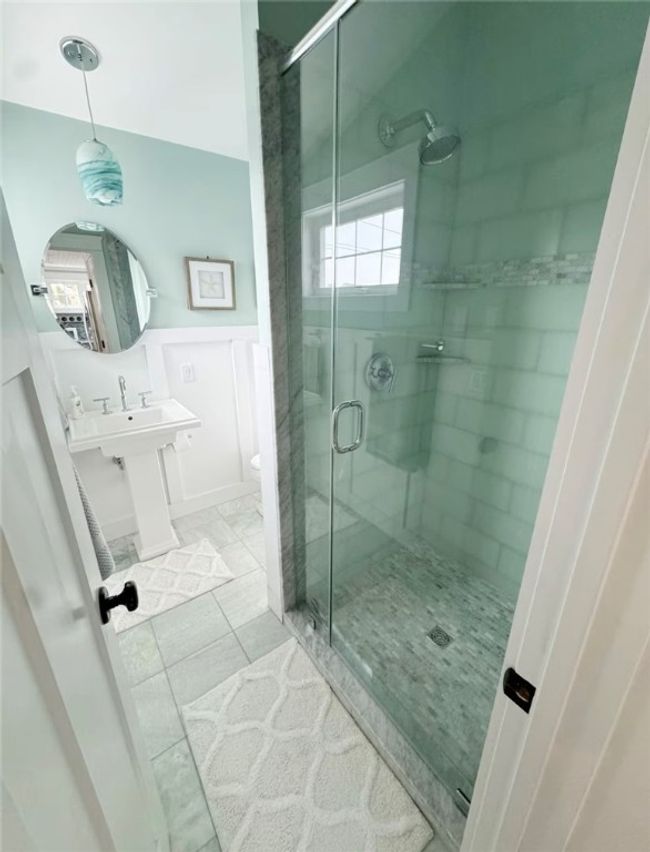 21 - 21 Warren Ave, Home with 1 bedrooms, 2 bathrooms and 1 parking in Middletown RI | Image 7