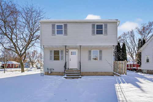 521 E 2nd Street, KIMBERLY, WI, 54136 | Card Image