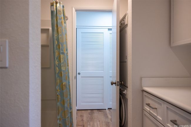52T - 255 Mananai Pl, Condo with 2 bedrooms, 1 bathrooms and 2 parking in Honolulu HI | Image 14