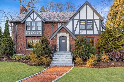 1151 Commonwealth Ave, Newton, MA, 02465-2908 | Card Image