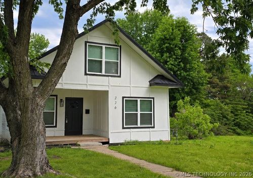 226 Adair St, Vinita, OK, 74301-3405 | Card Image