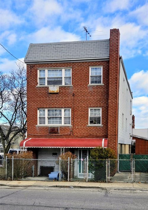 98 Pennyfield Ave, Bronx, NY, 10465-4123 | Card Image
