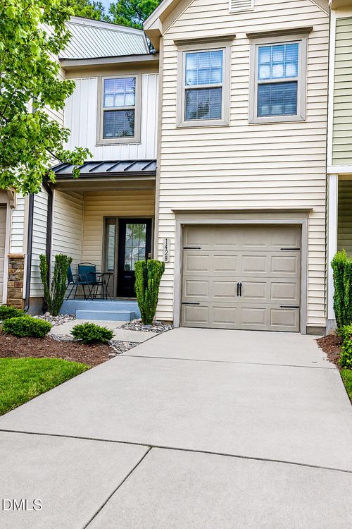 1428 Montonia St, Wake Forest, NC, 27587-4690 | Card Image