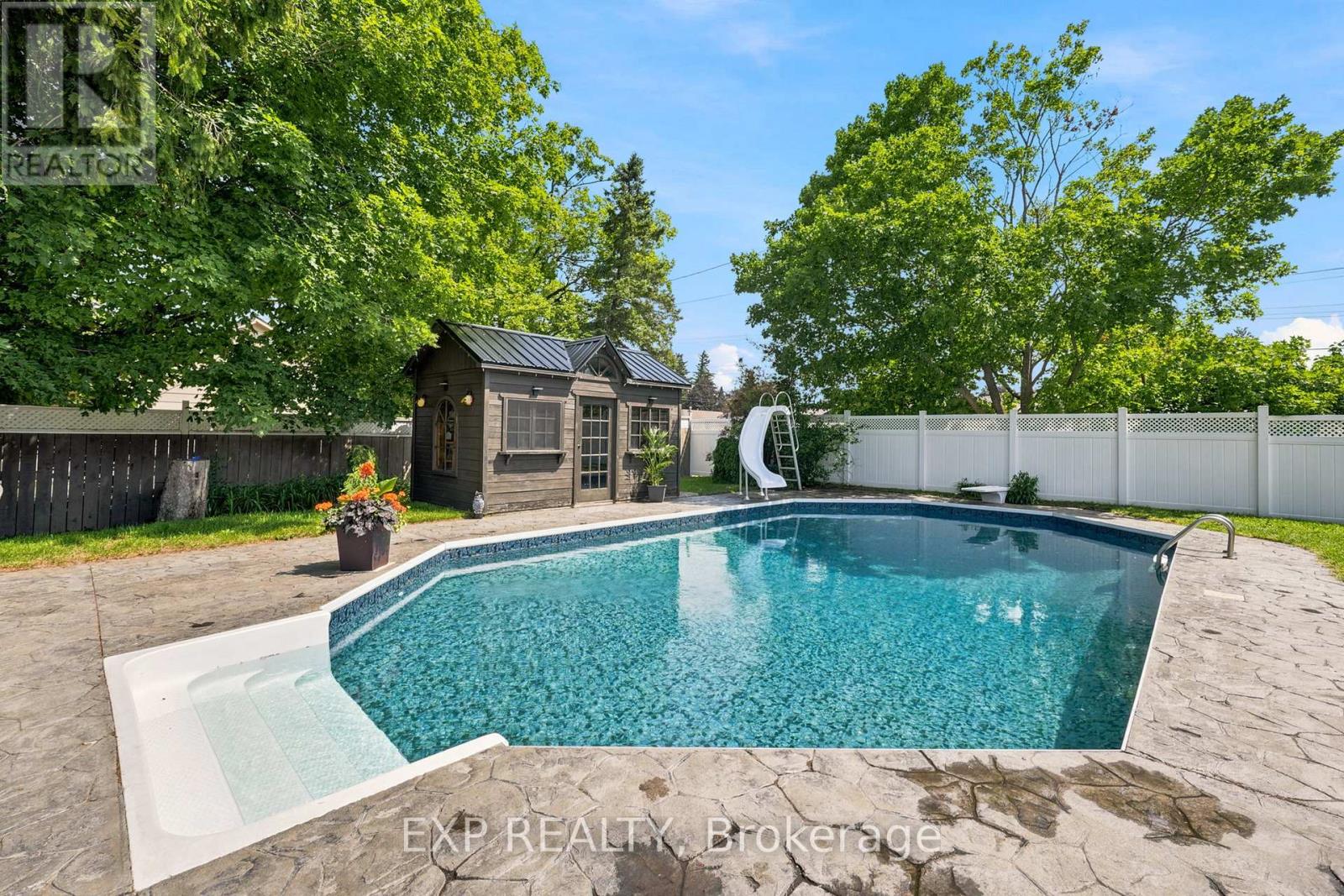 Residential in Kawartha Lakes (Oakwood) 2