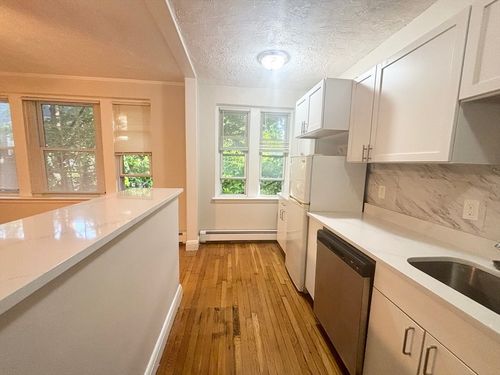 25-15 Ives St, Beverly, MA, 01915-5247 | Card Image
