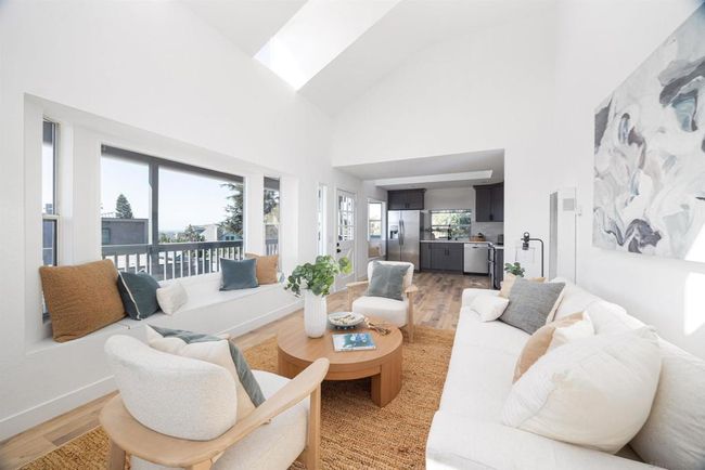 Living room in the above garage apartment | Image 43