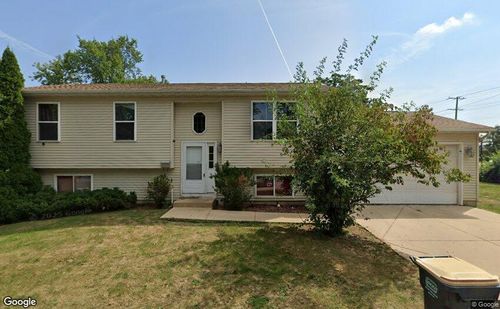 414 E Washington St, Round Lake Park, IL, 60073-3013 | Card Image