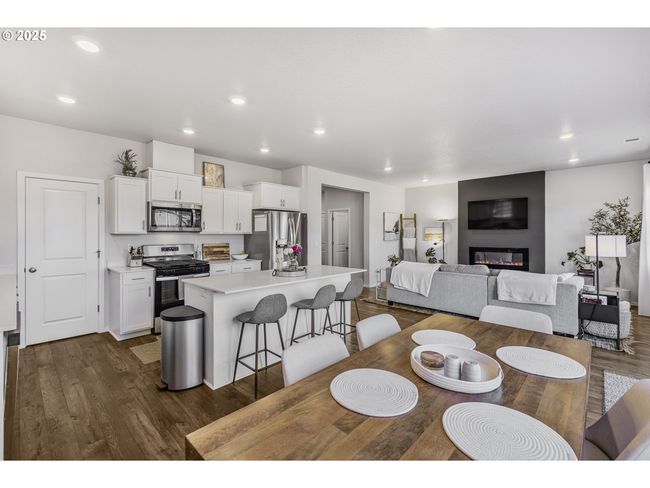 2666 26 Th Loop, House other with 4 bedrooms, 3 bathrooms and 2 parking in Springfield OR | Image 18