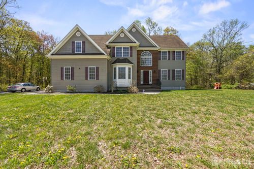 39 Friendship Rd, Cranbury, NJ, 08512-3405 | Card Image