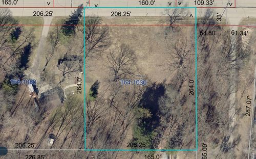 411 89th St, Twin Lakes, WI, 53181-1902 | Card Image