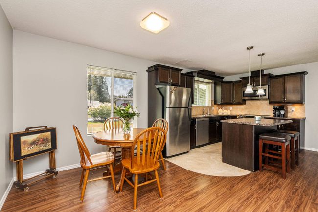 32091 Sandpiper Place, House other with 3 bedrooms, 1 bathrooms and 3 parking in Mission BC | Image 11