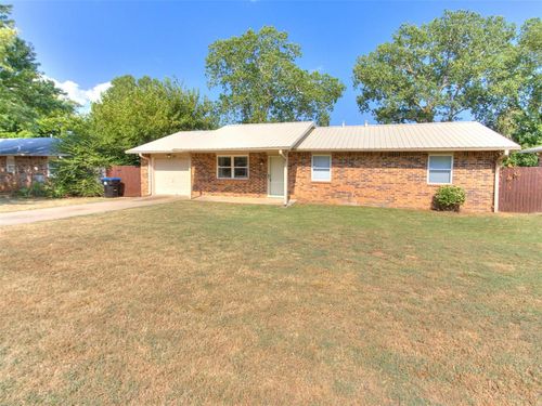 16 Sue Ln, Mcloud, OK, 74851-8012 | Card Image