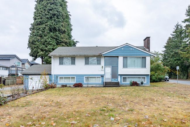 3141 York Street, House other with 4 bedrooms, 2 bathrooms and 3 parking in Port Coquitlam BC | Image 2