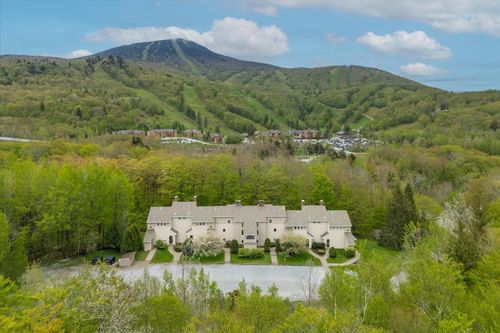 a-10-208 Northside Dr, Killington, VT, 05751 | Card Image