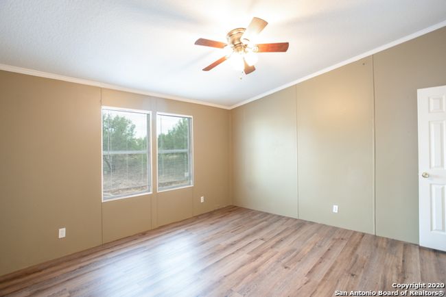 227 Private Road 3531, House other with 3 bedrooms, 2 bathrooms and null parking in Hondo TX | Image 4