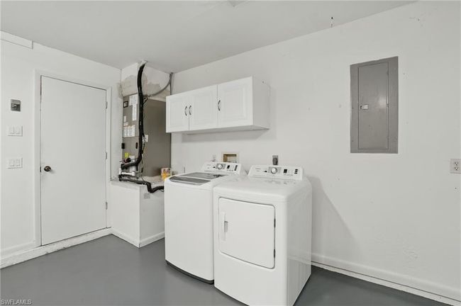 18210 Apple Rd, House other with 3 bedrooms, 2 bathrooms and 2 parking in FORT MYERS FL | Image 22