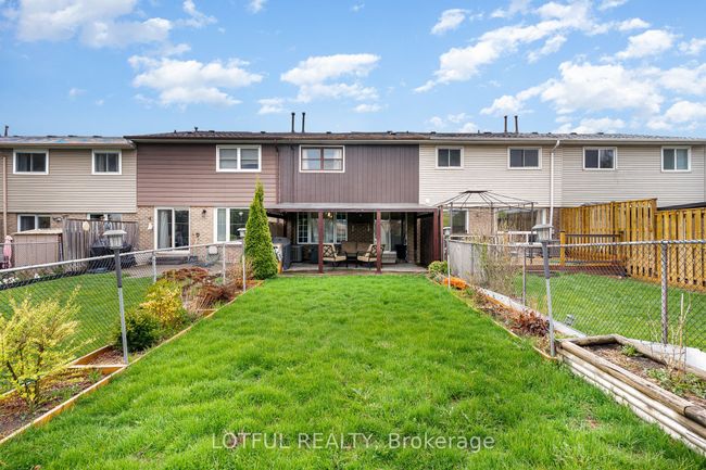 134 Royal Salisbury Way, House attached with 3 bedrooms, 2 bathrooms and 2 parking in Brampton ON | Image 26
