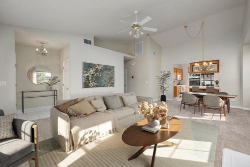 346 Village Dr, Dinuba, CA, 93618-3538 | Card Image