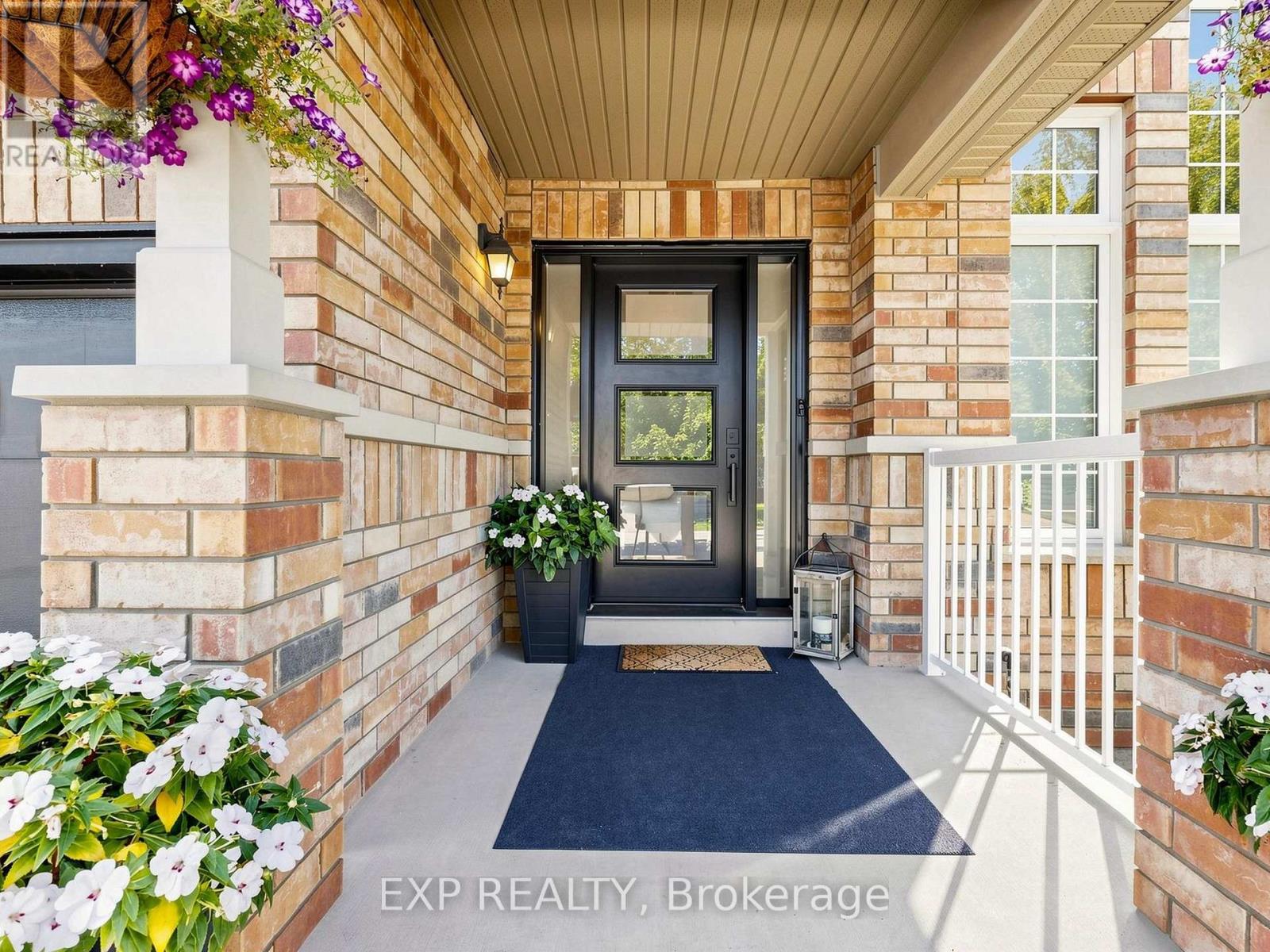 Residential in Georgina (Keswick South) 4